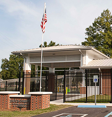 Vacca Campus Font Gate